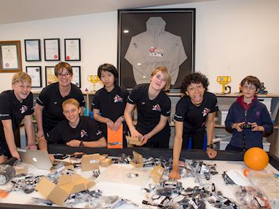 Help the Robostormers compete in the Dubai Robot "Olympics"