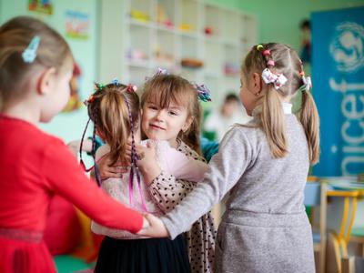 Help the children of Ukraine