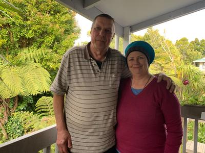 Help Tania & Christophe build another "Le Bon Coin"