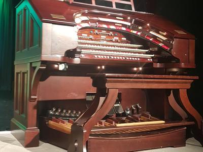 COMPLETE INSTALLATION OF WURLITZER PIPE ORGAN at PLAYHOUSE THEATRE, GLEN EDEN