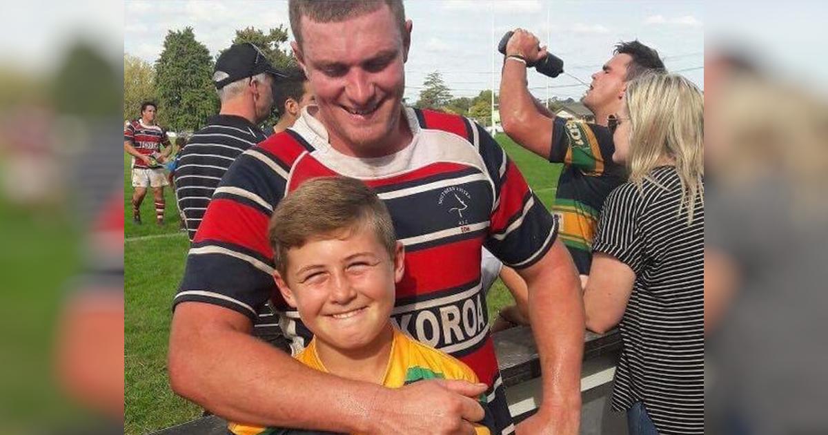 Braden "Larry" Coates Givealittle