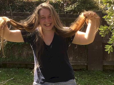 Siobhan gets her haircut for Canteen