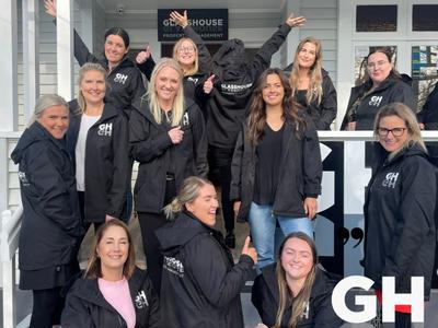 Glasshouse - Breast Friends Forever