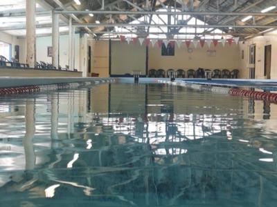 Saving the Carterton Swimming pool