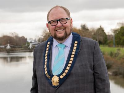 Mayor on a mission