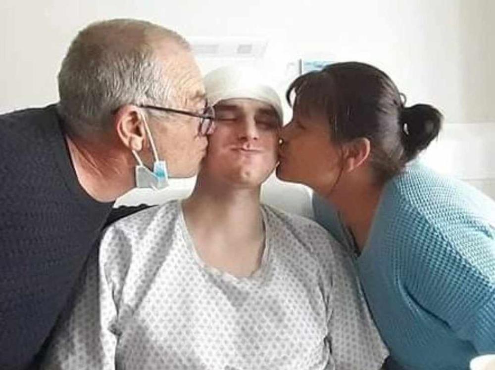 Toms Cancer Journey - Givealittle
