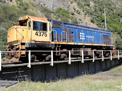 Help fund purchase of Locomotive Dc4375