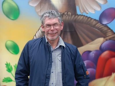 Support Euan's job in the community garden