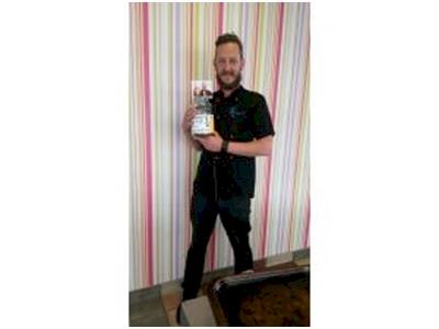 Aaron Shaves for Ronald McDonald House Wellington!