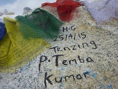 kiwis supporting sherpa families