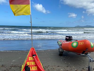 Paekākāriki Surf Lifeguards - 1913 Club. We've served the Kāpiti community since 1913, now it's your turn to help us.