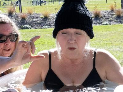 Donate to help Hospice Dunedin keep caring for our loved ones!