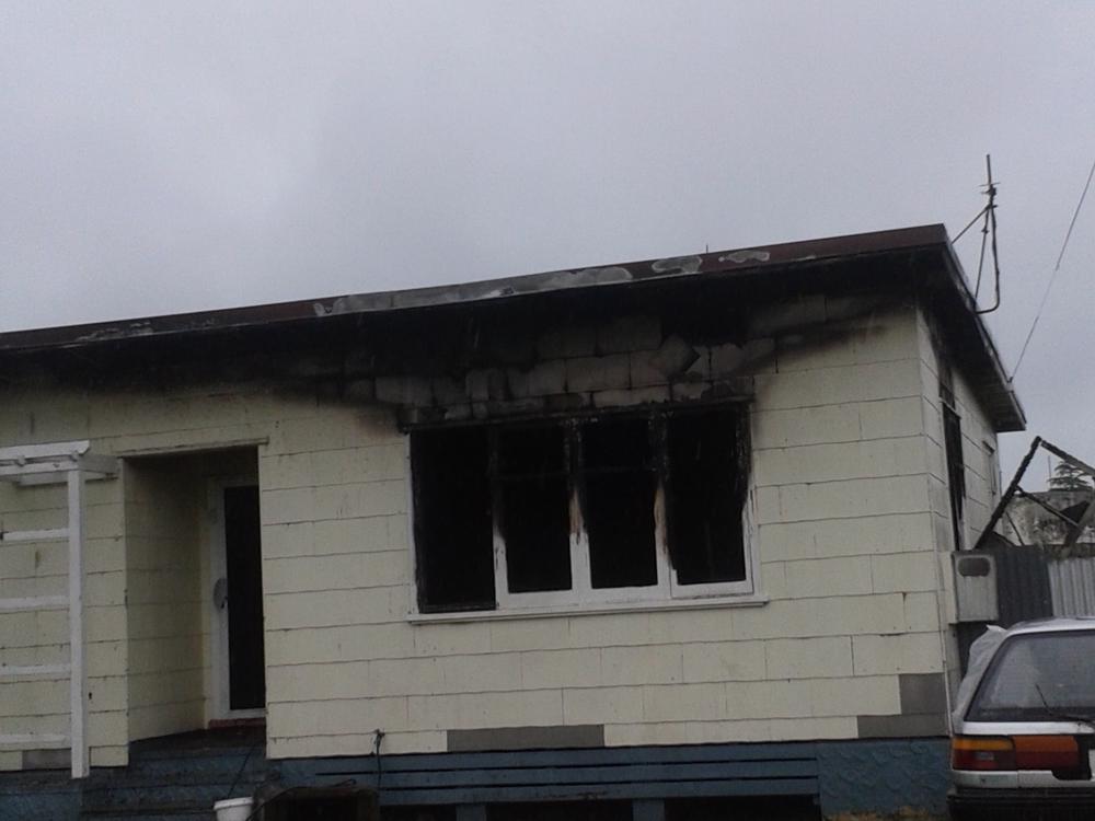 christmas-lights-catch-house-on-fire-givealittle