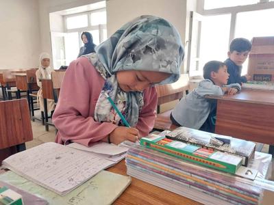 Give A Little. Change a Future.  Wing2Learn