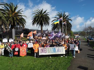 Support Resene Workers to Win a Living Wage