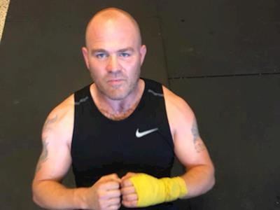 Middle Aged fat bloke, looking for a win