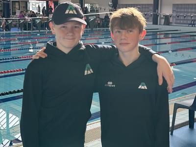 Cave Boys Swimming for Aquagym