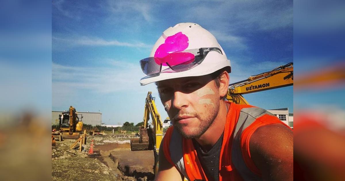 Simon's Building Career - Givealittle