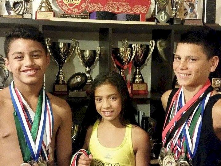 Grant Siblings take on the World Givealittle