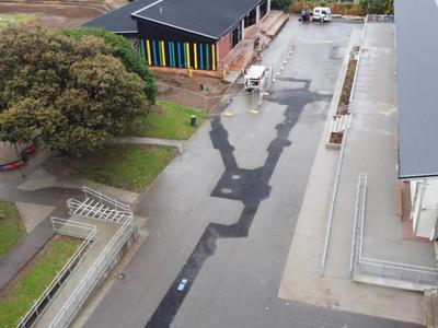 Te Moana 2 - Miss Pertab and Miss Gray