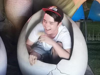 Going bald for Syrian Refugees