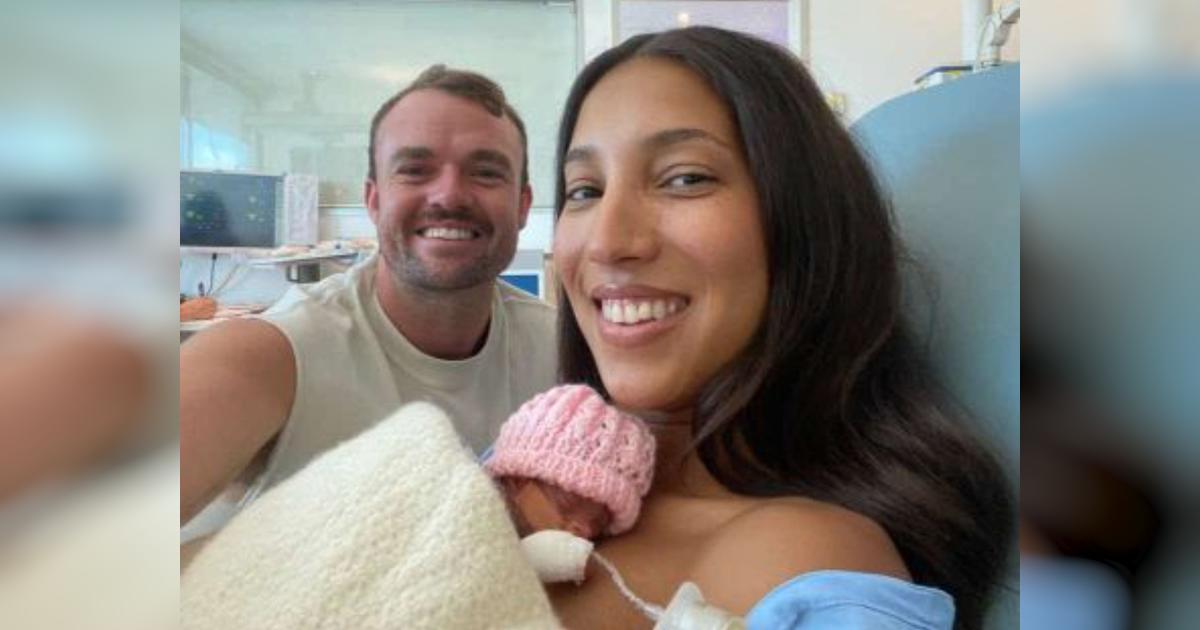 Liv and Riley's Prem Twins - Givealittle