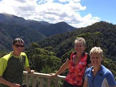 Rita, Roxy and Rosa go south - Nga Haerenga
