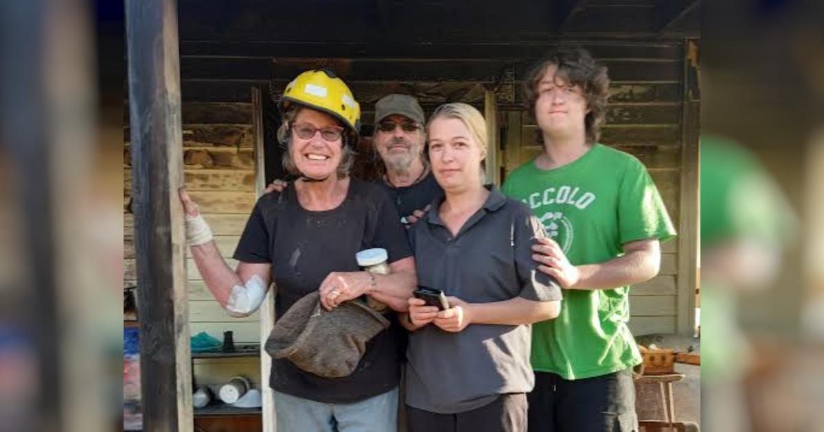 Whanganui Retired Couple Lost Everything in House Fire Givealittle