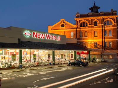 New World Thorndon support for Kaibosh @ RoundtheBays