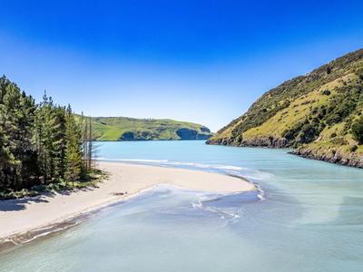 Fundraising for Le Bons Bay Conservation Trust