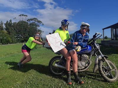 Three kiwi lasses battle 3000km of India in a tuktuk to support Farmstrong