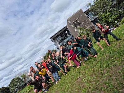 Matua Holmes - Tipuanuku