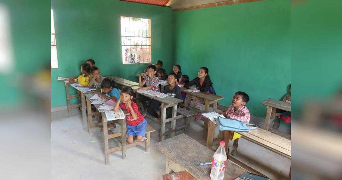 Help us support a nonprofit Englishteaching school in Cambodia