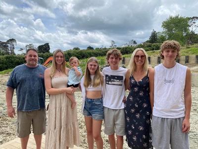 Catch Livvy up in the clouds!