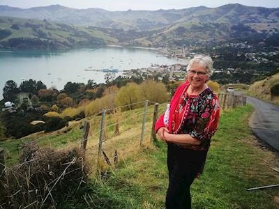 WALKING FOR ORPHANS AID, STEWART ISLAND