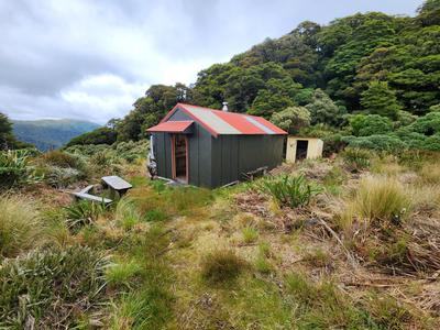 Dorset Ridge Hut Repairs